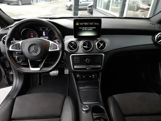 GLA AMG 4x4 200 d Aut - Image 3