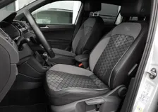 Tiguan R-LINE e-Hybrid DSG - Image 12