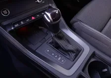 Q3 S-LINE 45 TFSI e S-tr - Image 8