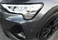 e-tron SB 50 quattro S-LINE BLACK EDITION - Image 17