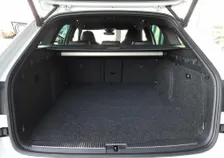 Superb Kombi SPORTLINE IV 156/218 DSG - Image 16