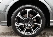 Q3 S-LINE 45 TFSI E S-tr - Image 17