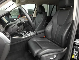 X5 45e XLINE 4x4 Aut - Image 11