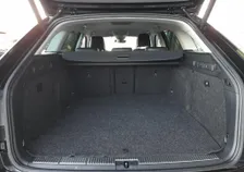 Superb Kombi L&K IV 156/218 DSG - Image 11