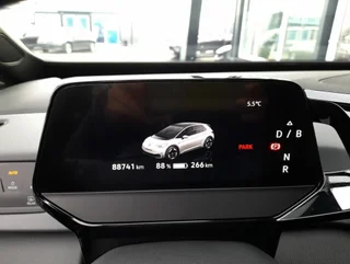 ID 3 PURE PERFORMANCE UPGRADE 45kWh - Image 8