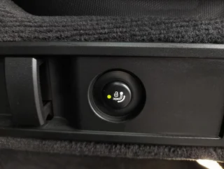 330 e Touring M-SPORT PHEV Aut - Image 15