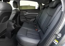 e-tron SB 50 quattro S-LINE BLACK EDITION - Image 13