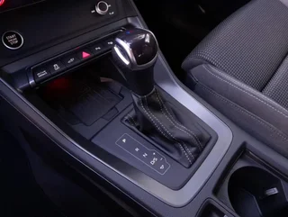 Q3 S-LINE 45 TFSI e S-tr - Image 8