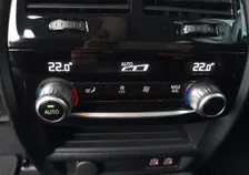 520 d Touring 4x4 Aut - Image 13