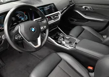 330 e Touring SPORT LINE 4x4 Aut - Image 12