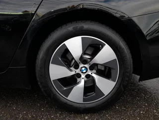 520 d Touring 4x4 Aut - Image 18