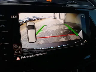 Touran SKY 2,0 TDI DSG - Image 4