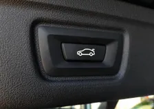 330 e Touring M-SPORT 4x4 Aut. - Image 13