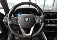 330 e Touring SPORTLINE 4x4 Aut. - Image 8