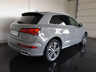 Q5 SPORT 55 TFSI e quattro PHEV S-tr. - Image 2