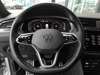 Tiguan R-LINE e-Hybrid DSG - Image 10