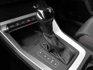 Q3 S-LINE 45 TFSI E S-tr - Image 7