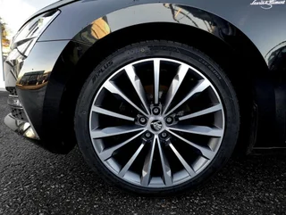 Superb Kombi L&K IV 156/218 DSG - Image 13