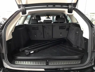 520 d Touring 4x4 Aut - Image 14