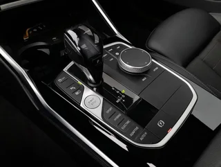 330 e Touring SPORT LINE 4x4 Aut - Image 8