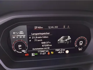 Q4 e-tron 50 quattro S-LINE - Image 7