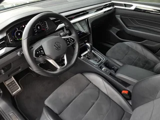 Arteon R-LINE eHybrid DSG - Image 11