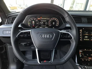 e-tron 55 quattro S-LINE BLACK EDITION - Image 10