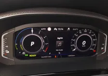 Arteon R-LINE eHybrid DSG - Image 6
