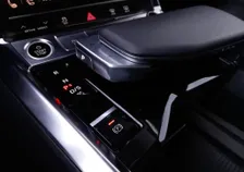 e-tron SB 50 quattro S-LINE BLACK EDITION - Image 7