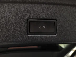 Touareg ELEGANCE V6 eHybrid 4x4 DSG - Image 17