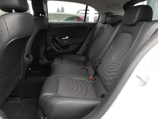 A 250e PHEV Aut - Image 11