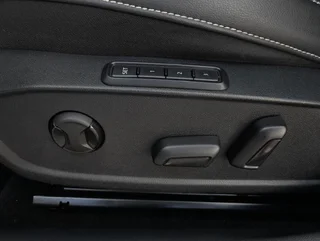 Leon ST XCELLENCE eHybrid DSG - Image 12