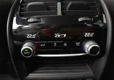 520 d Touring 4x4 Aut - Image 14