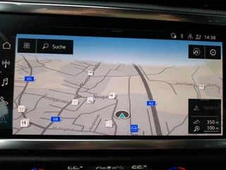 Q3 SB S-LINE 35 TDI S-tr - Image 4