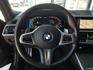 330 e Touring M-SPORT 4x4 Aut. - Image 9