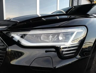 e-tron e-tron 55 quattro S-LINE BLACK EDITION - Image 18