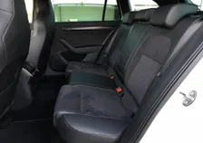 Superb Kombi SPORTLINE IV 156/218 DSG - Image 14