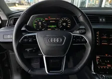 e-tron SB 50 quattro S-LINE BLACK EDITION - Image 8