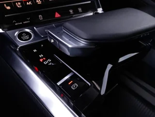 e-tron SB 50 quattro S-LINE BLACK EDITION - Image 7