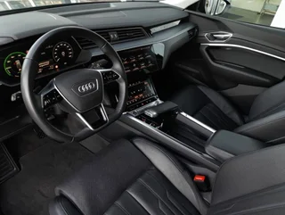 e-tron SB 50 quattro S-LINE BLACK EDITION - Image 11