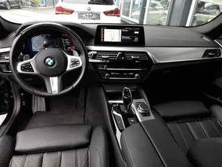 530 i Touring SPORTLINE Aut - Image 3