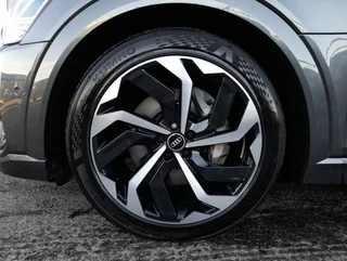 e-tron 55 quattro S-LINE - Image 17