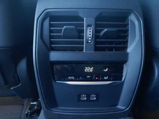 330 e Touring M-SPORT PHEV Aut - Image 13