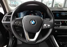 330 e Touring SPORT LINE 4x4 Aut - Image 9