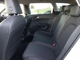 Leon ST FR-LINE PHEV 204 DSG - Image 10