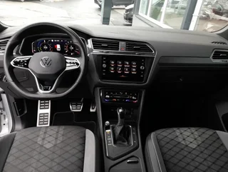Tiguan R-LINE e-Hybrid DSG - Image 3