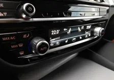 520 d Touring 4x4 Aut - Image 6