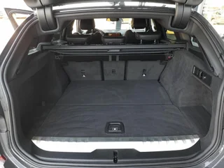 330 e Touring M-SPORT PHEV Aut - Image 15