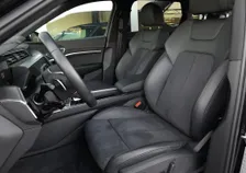 e-tron e-tron 55 quattro S-LINE BLACK EDITION - Image 14